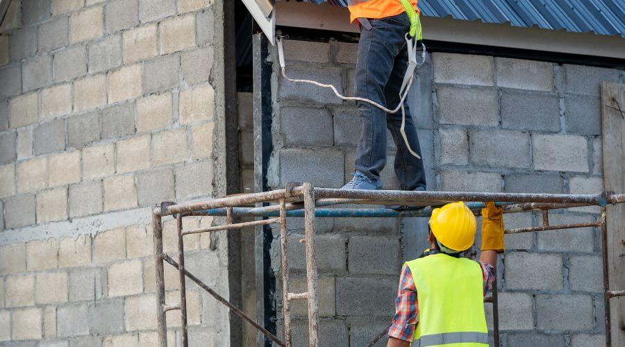 Professional gutter cleaning in Rock Springs, WY